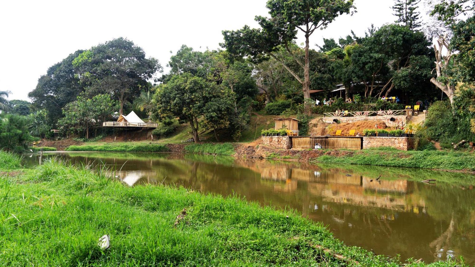 Viavia Entebbe Hotel Exterior photo